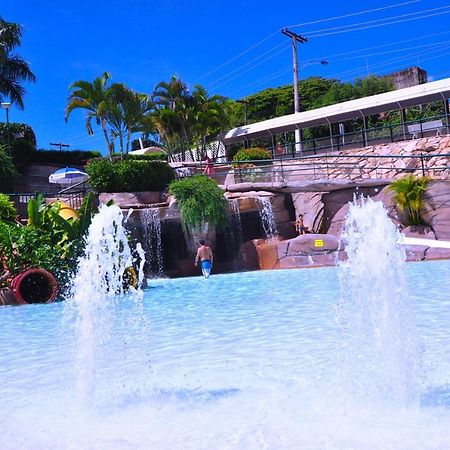 Diroma Resort Com Um Dia No Acqua Park Caldas Novas Eksteriør bilde