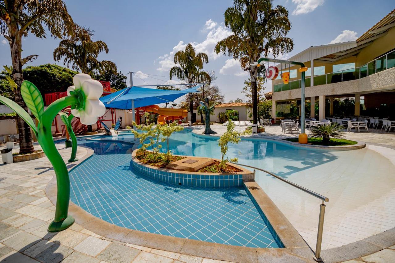 Diroma Resort Com Um Dia No Acqua Park Caldas Novas Eksteriør bilde