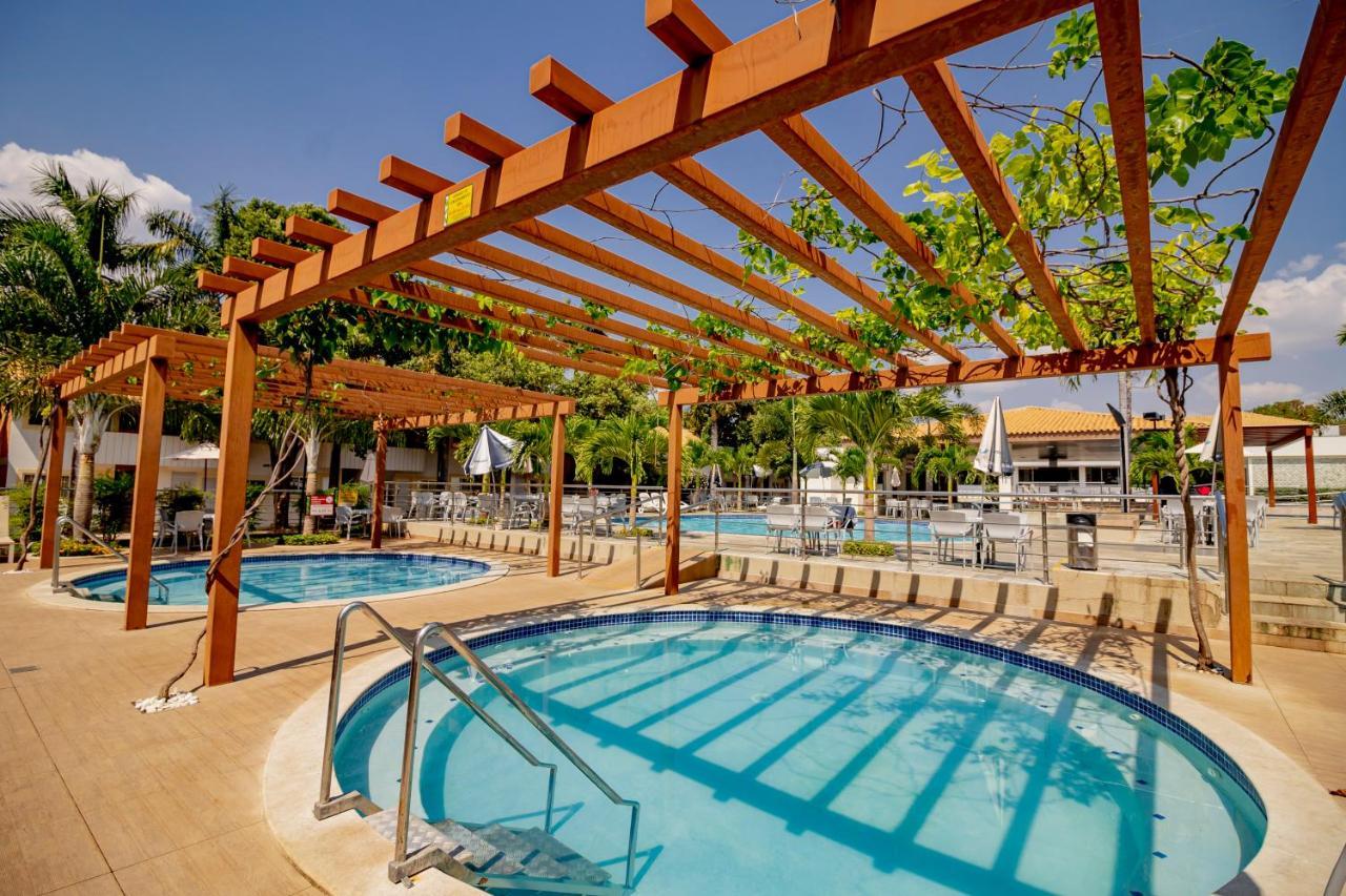 Diroma Resort Com Um Dia No Acqua Park Caldas Novas Eksteriør bilde