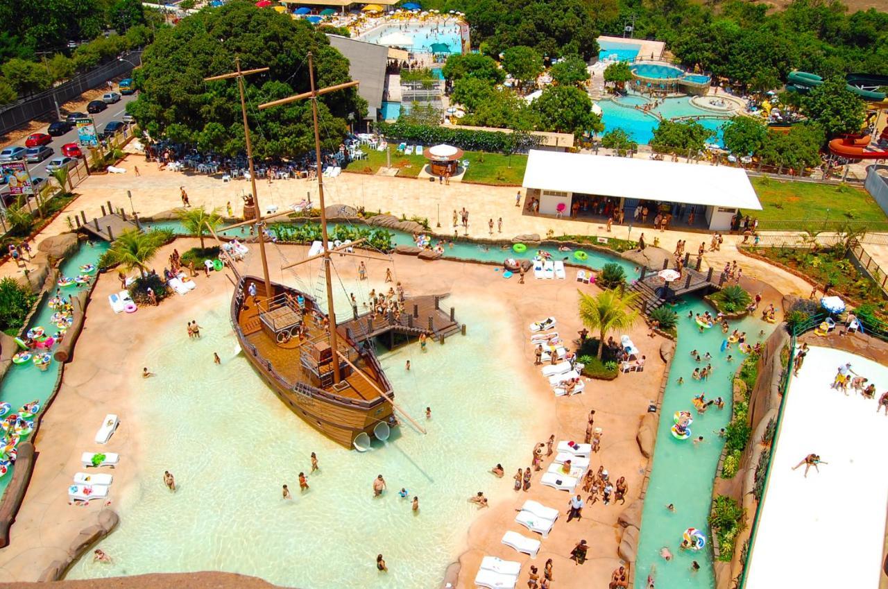 Diroma Resort Com Um Dia No Acqua Park Caldas Novas Eksteriør bilde