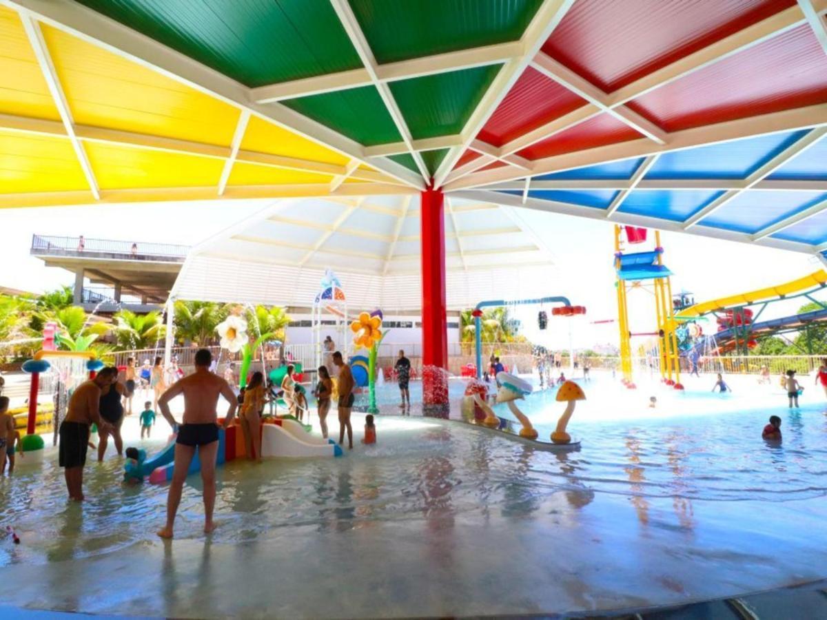 Diroma Resort Com Um Dia No Acqua Park Caldas Novas Eksteriør bilde